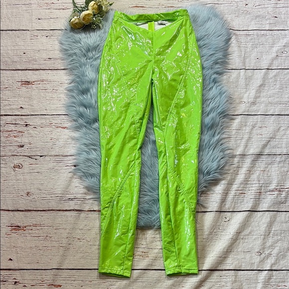 Oh Polly Lime Green Faux Leather Cut Out Pants sz 4 - Picture 2 of 10